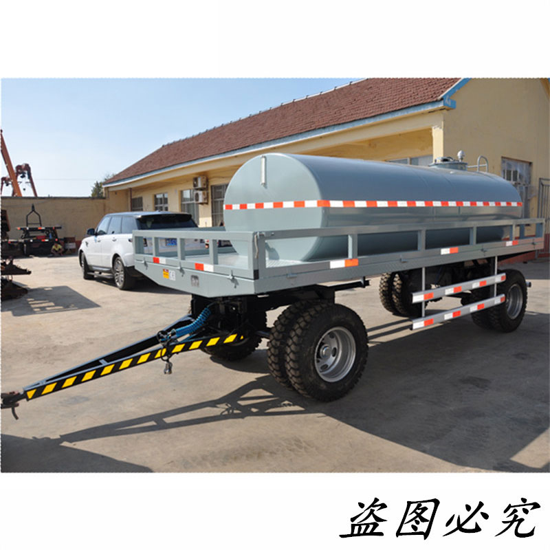 農(nóng)藥噴灑罐拖車(chē)
