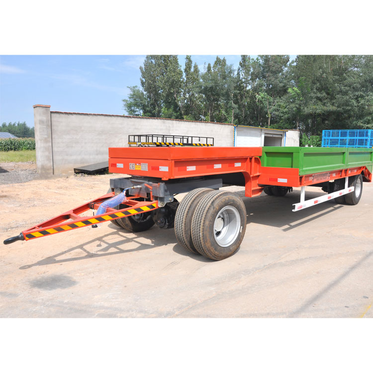 130型號(hào)上牌挖掘機(jī)拖車(chē)