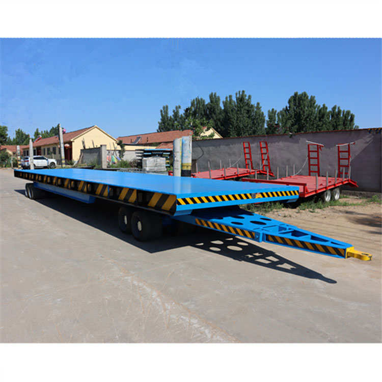 大型設(shè)備轉(zhuǎn)運平板拖車 